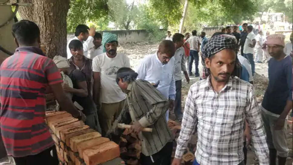 DSP गीतिका जाखड़ के परिजनों पर FIR