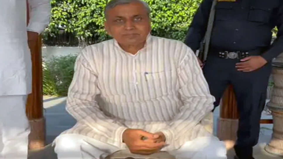 जेपी दलाल का विपक्ष पर हमला : घपलों से कमाया धन देश को वापस मिले