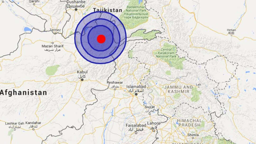 रात 10:22 बजे आए भूकंप के झटके हिलीं दीवारें, घरों से बाहर निकले लोग