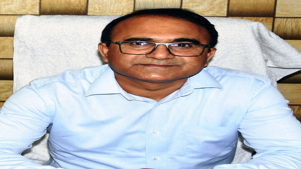 डॉ. हरीश कुमार वशिष्ठ&iuml; ने संभाला भिवानी के एडीसी का कार्यभार