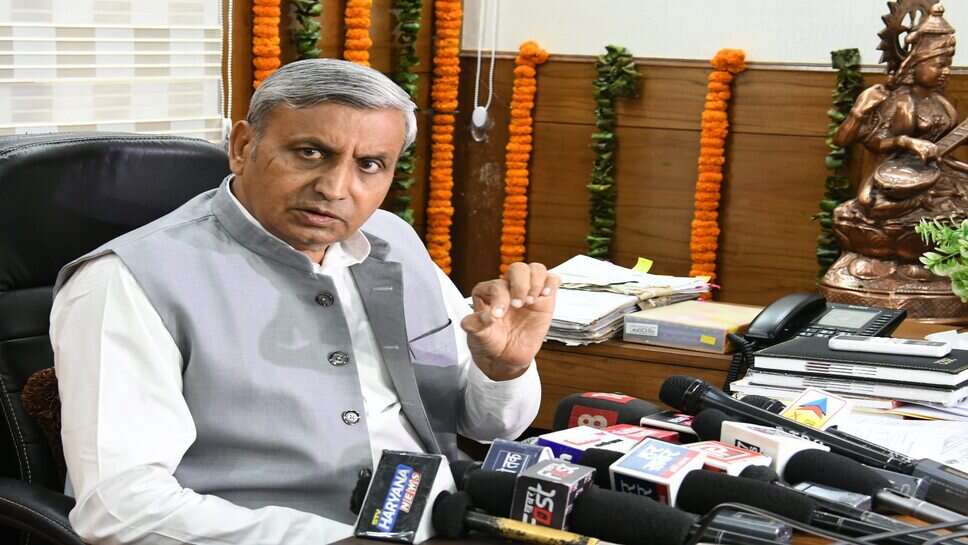 प्राकृतिक खेती को बढ़ावा देने के लिए कृषि विभाग में अलग से बनेगा विंग: कृषि मंत्री जे.पी. दलाल