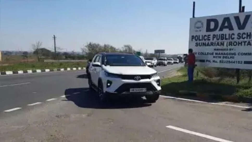 पैरोल खत्म होने के बाद सुनारिया जेल पहुंचा गुरमीत राम रहीम