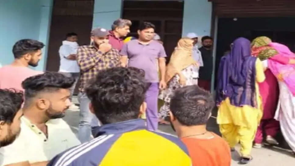 कलानौर में पत्नी और 2 बेटियों की हत्या