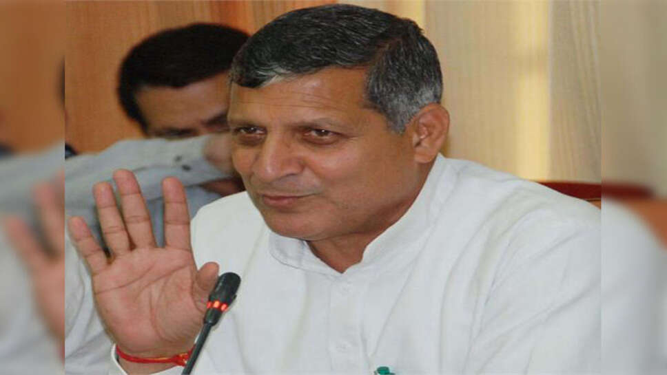 सीबीएसई स्कूलों के लिए राहत भरी खबर ,आठवीं कक्षा की बोर्ड परीक्षा पर होगा पुनर्विचार, शिक्षा मंत्री का आश्वासन