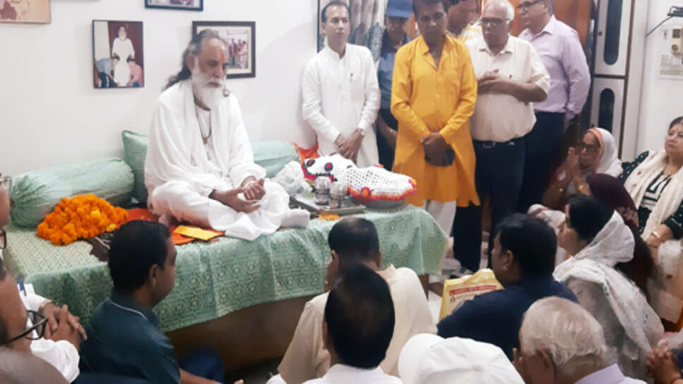 आज के समय में हर समस्या का समाधान है गीता:ज्ञानानंद महाराज&nbsp;