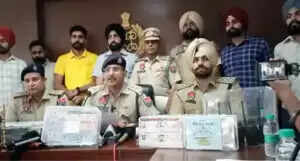 हरियाणा के फर्जी चीफ सेक्रेटरी के शाही ठाठ,35 करोड़ ठग चुका