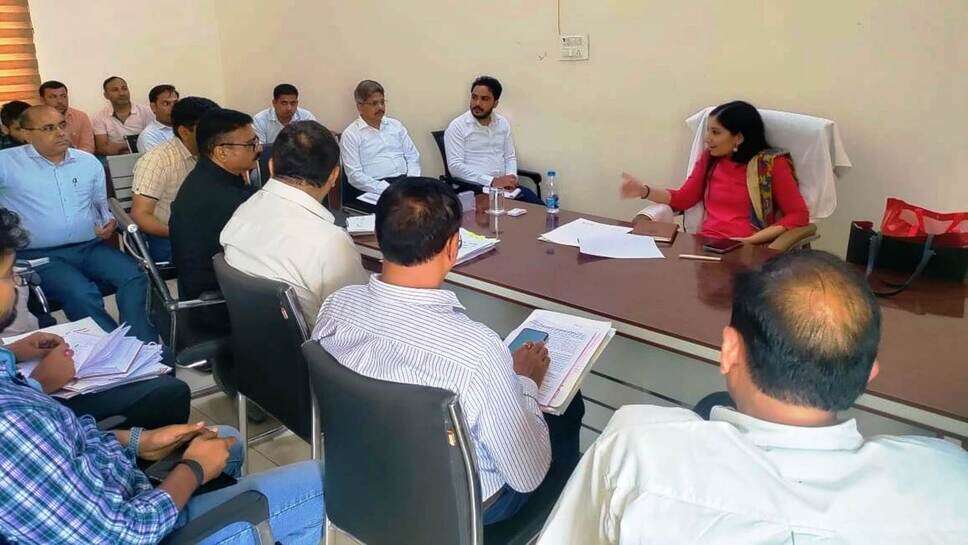 नगरायुक्त अनुपमा अंजलि ने शहरी स्थानीय निकाय अधिकारियों को दिए जरूरी निर्देश