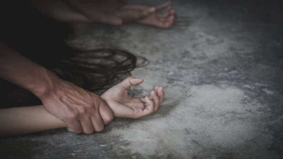 लिव-इन में रह रही महिला से बलात्कार