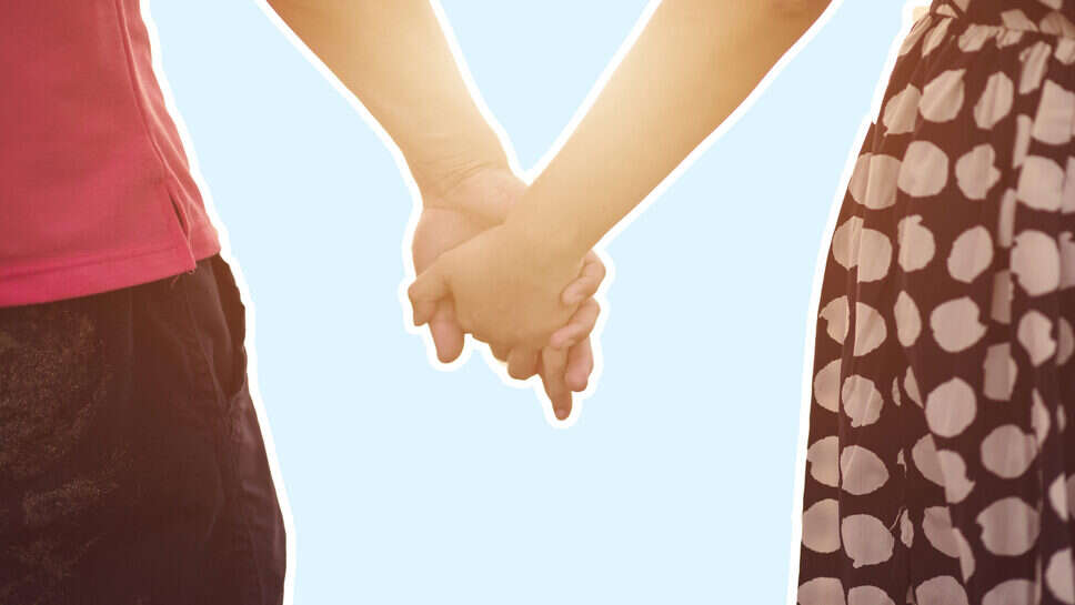 भिवानी: महिला ने पति को साले की पत्नी के साथ पकड़ा, हंगामा