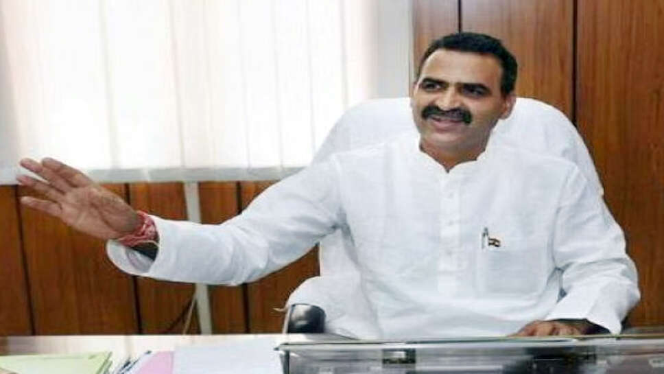 केंद्रीय मंत्री ने जजपा को बताया मजबूरी का साथी