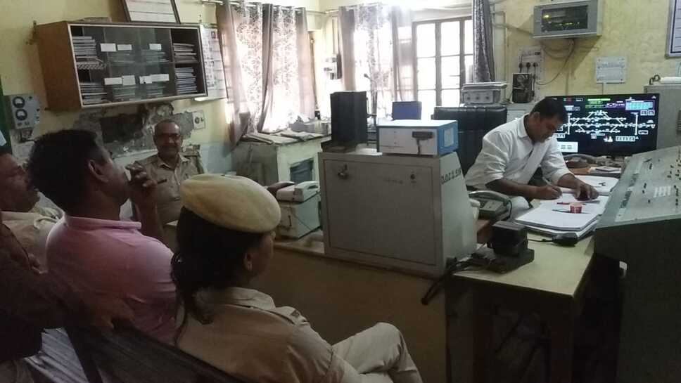 बवानी खेड़ा : स्टेशन अधीक्षक पर लाखों रुपए गोलमाल करने का आरोप