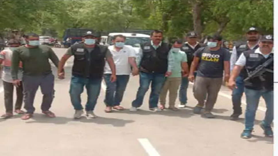 यूनियन बैंक में 16.19 लाख की लूट:5 आरोपी गिरफ्तार; रिमांड पर लिए गए