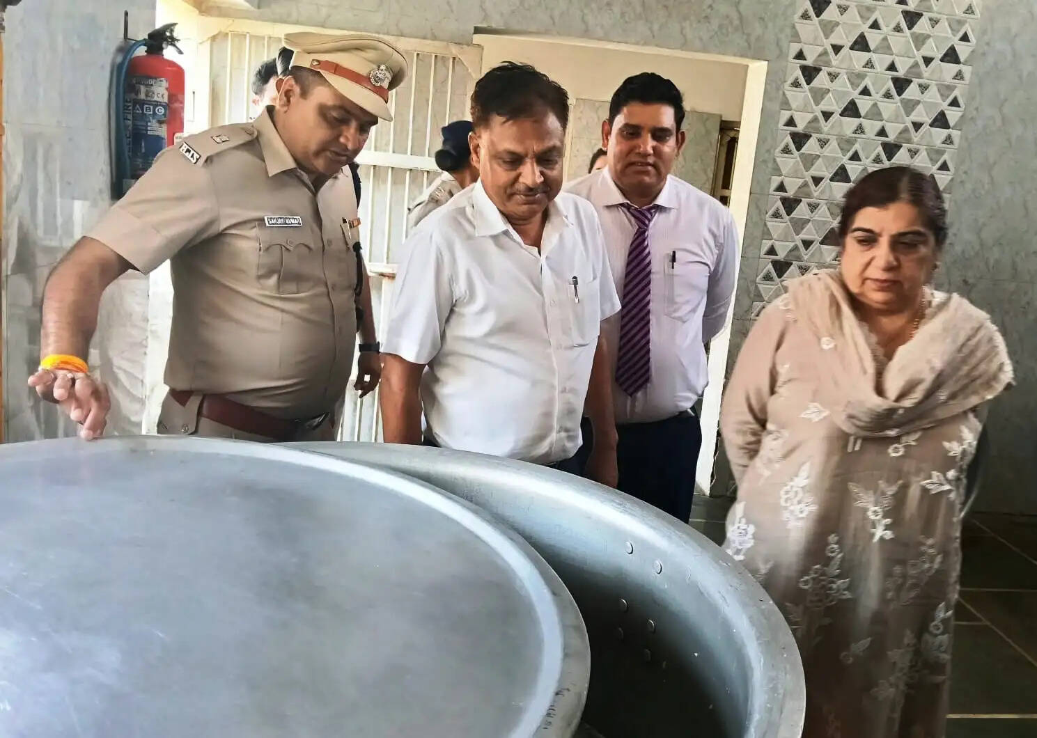  चेयरमैन 