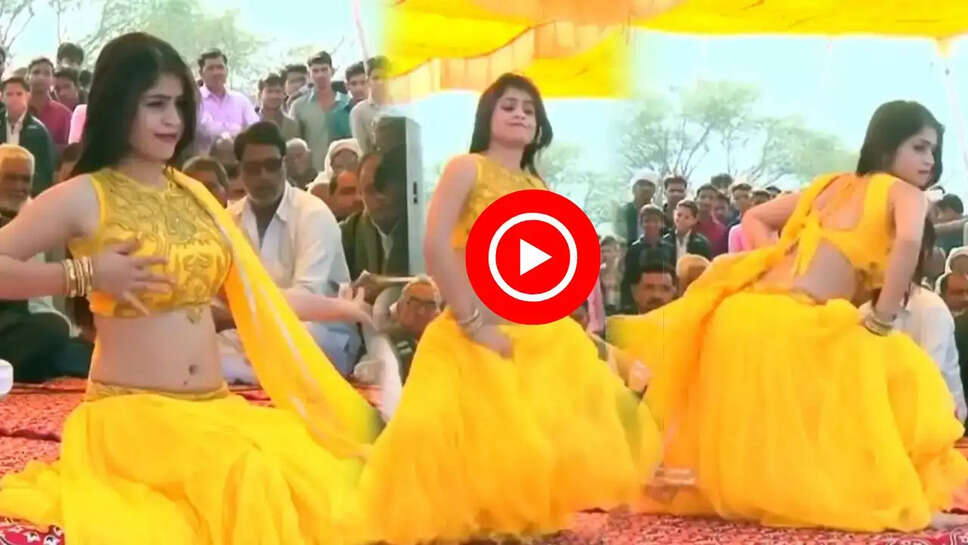 स्टेज पर लेटकर मानवी चौधरी ने किया धुंआधार डांस, गदर जवानी का जोश देख दिल हार बैठे दर्शक