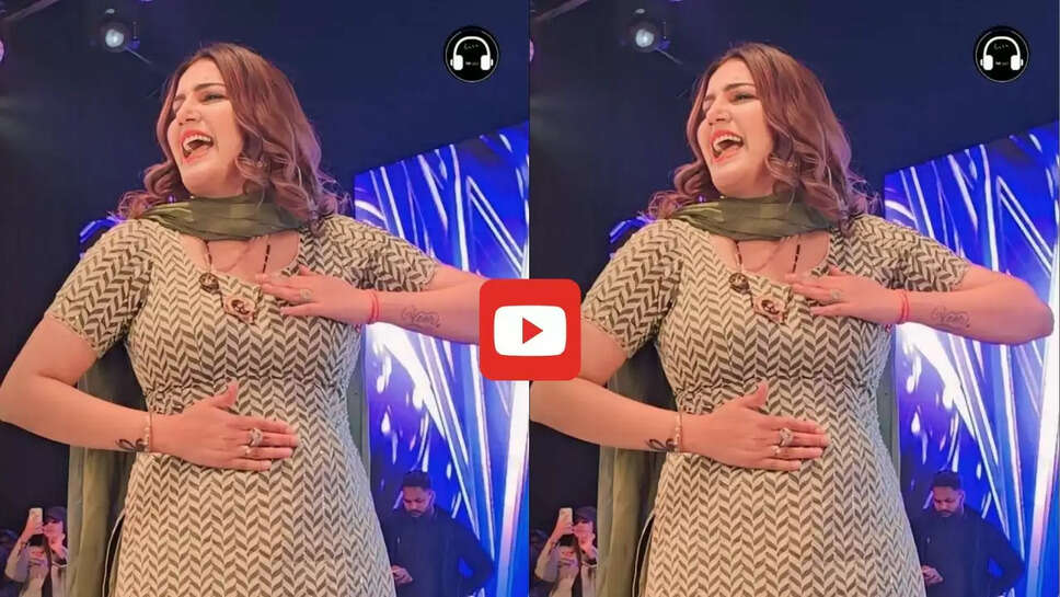 'जले 2' पर सपना चौधरी ने किया धांसू डांस, देशी ठुमकों से हिला दिया स्टेज&nbsp;