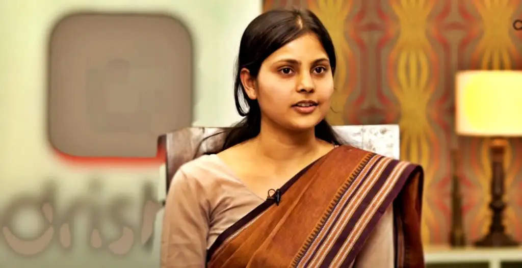 Success Story: हरियाणा के छोटे से गांव की बेटी बनी IAS अफसर, UPSC के लिए छोड़ी हाई पैकेज वाली नौकरी 