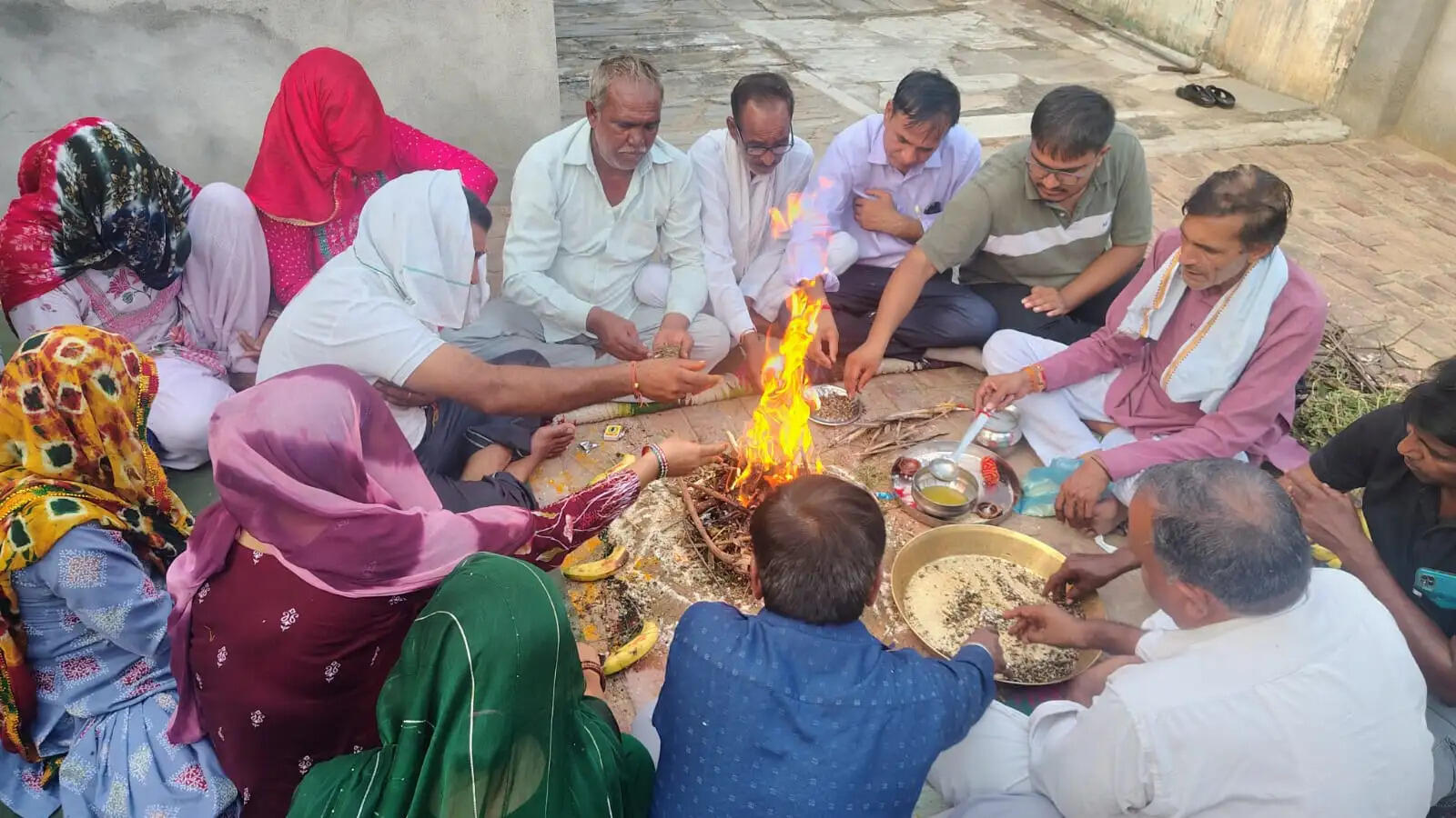 समाजसेवी 