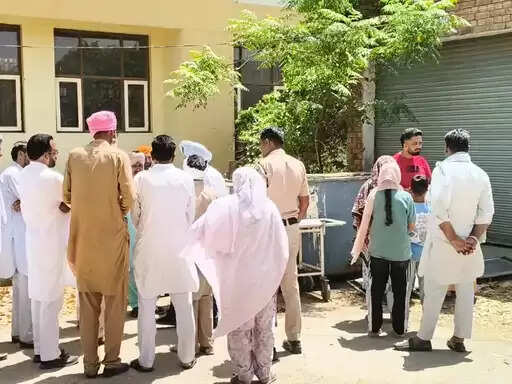 पूर्व उप-सरपंच के बेटे की गोली मारकर हत्या