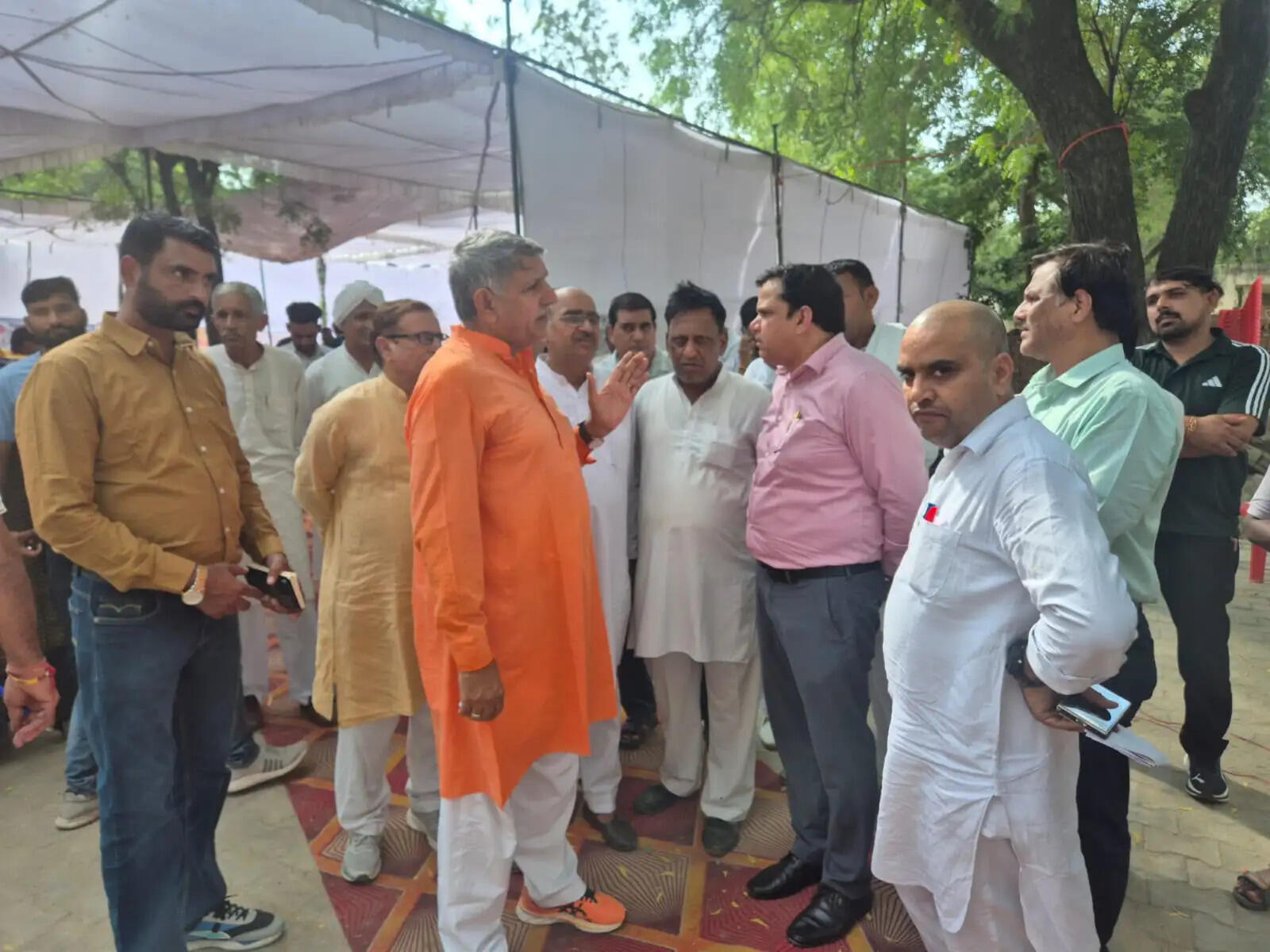 सांसद चौ. धर्मबीर सिंह 