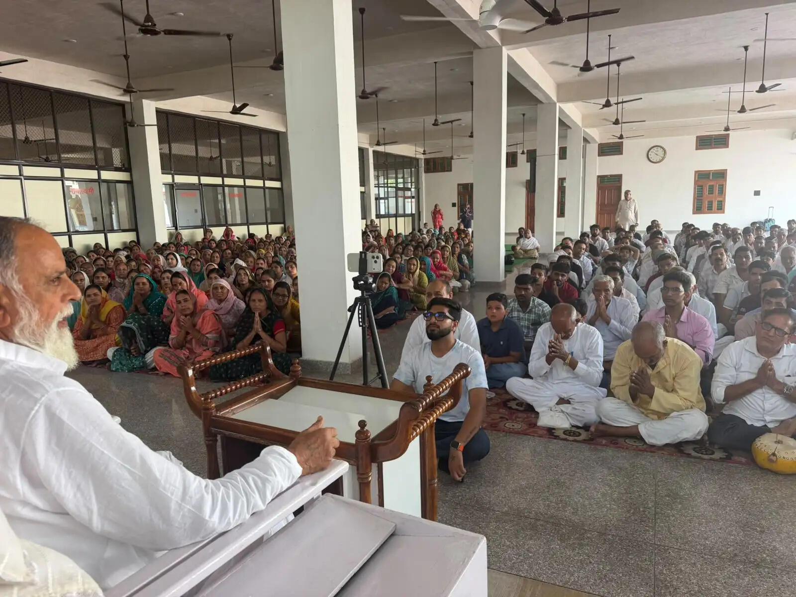 गांधी और शास्त्री