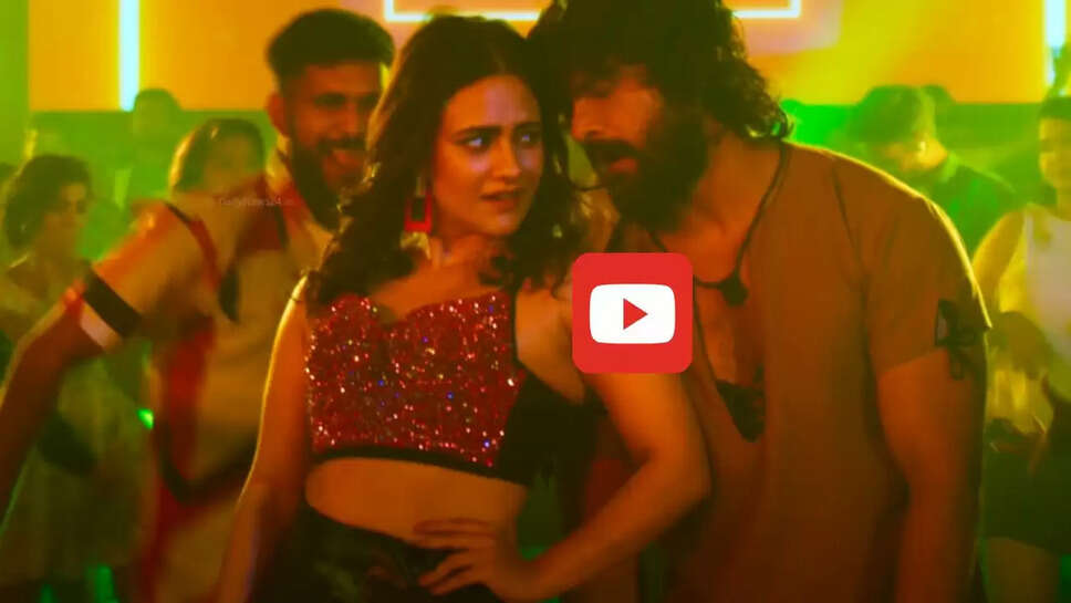 &lsquo;हल्ला भइल बा&rsquo; गाने से खेसारी लाल ने मचाया धमाल, बार बार देखा जा रहा Video