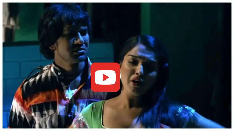 आम्रपाली दुबे की चोली में घुस गया कीड़ा, निरहुआ से बोली निकालो सईयां, देखें Video