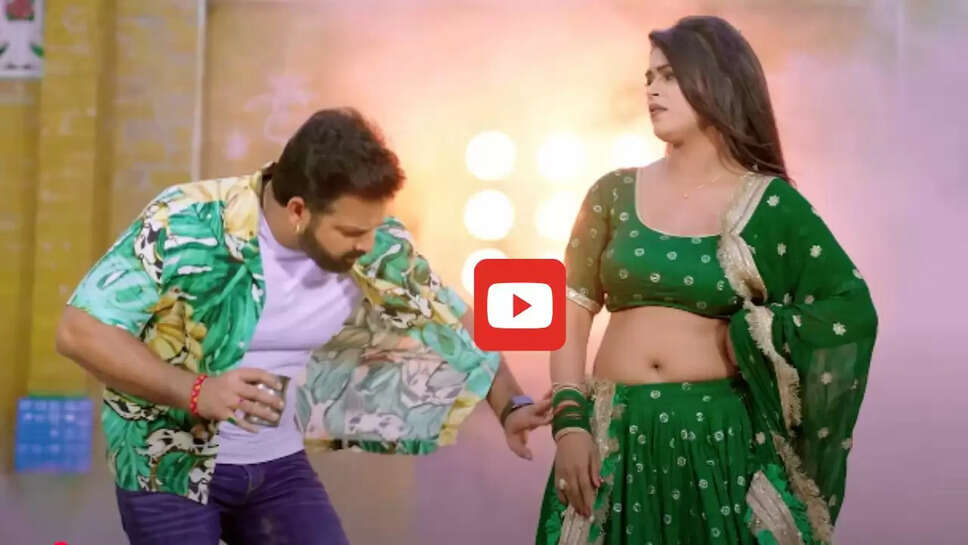 पवन सिंह संग शिवानी ने &lsquo;हरी हरी ओढ़नी&rsquo; गाने से मचाया धमाल, आप भी देखें वीडियो