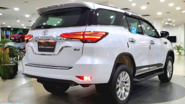 Toyota Fortuner 2024